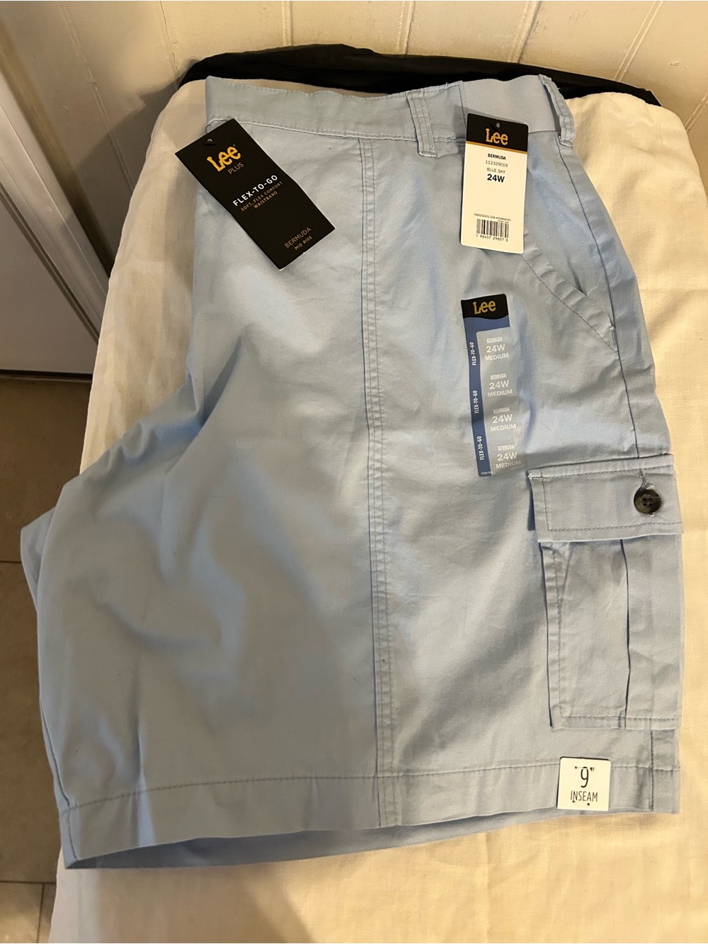 Lee Flex-To Go Bermuda Cargo Shorts/Size 24W/NWT